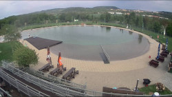 Koupací jezero