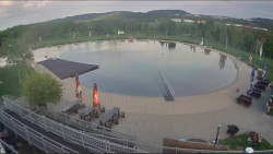 Koupací jezero