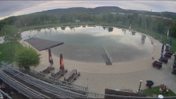 Koupací jezero