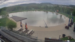 Koupací jezero