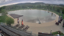 Koupací jezero