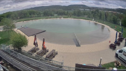 Koupací jezero