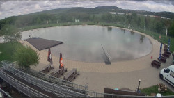 Koupací jezero