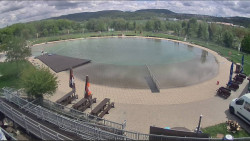Koupací jezero