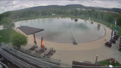 Koupací jezero