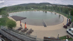 Koupací jezero