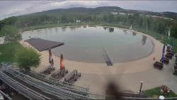 Koupací jezero