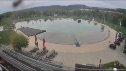 Koupací jezero