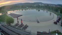 Koupací jezero