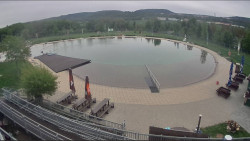 Koupací jezero