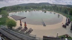 Koupací jezero