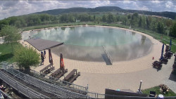 Koupací jezero