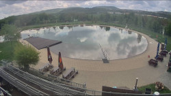 Koupací jezero