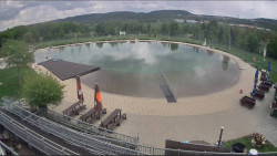 Koupací jezero