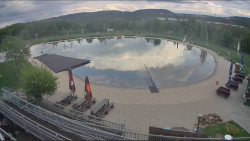 Koupací jezero