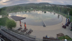 Koupací jezero