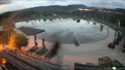 Koupací jezero