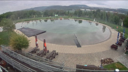 Koupací jezero
