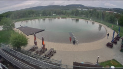 Koupací jezero