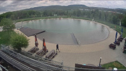 Koupací jezero