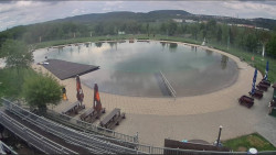 Koupací jezero