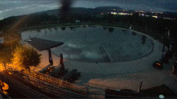 Koupací jezero