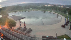 Koupací jezero