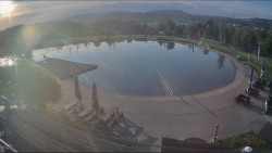 Koupací jezero