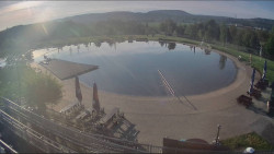 Koupací jezero