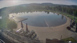 Koupací jezero