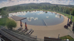 Koupací jezero