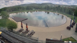 Koupací jezero