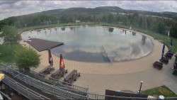 Koupací jezero