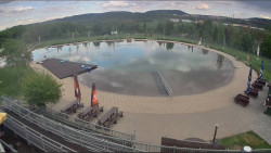 Koupací jezero