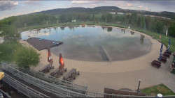 Koupací jezero