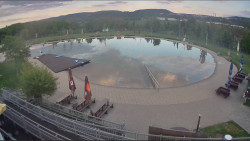 Koupací jezero