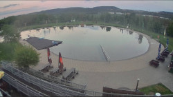 Koupací jezero