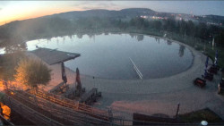 Koupací jezero