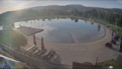 Koupací jezero
