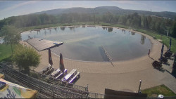 Koupací jezero