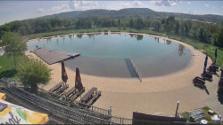 Koupací jezero