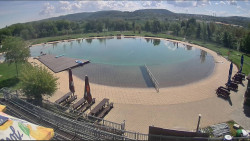 Koupací jezero