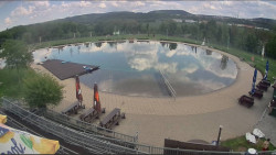 Koupací jezero