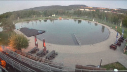 Koupací jezero