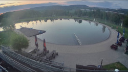 Koupací jezero