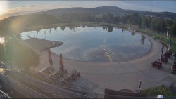 Koupací jezero