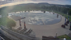 Koupací jezero