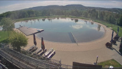 Koupací jezero