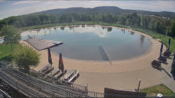 Koupací jezero
