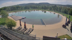 Koupací jezero